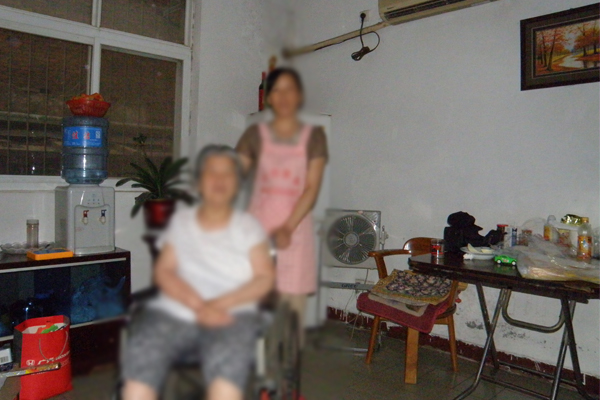 怎么样才能给老年人 好的护理呢？