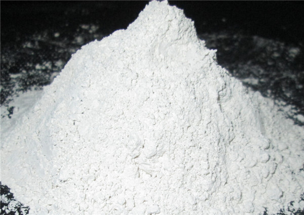 干燥剂是氧化钙还是氢氧化钙？误食怎么处理？